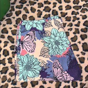 🌸 LuLaRoe OS Leggings